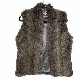Garnet Hill faux fur vest. EUC. Size S